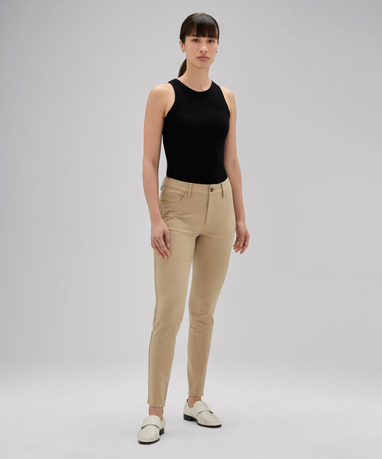 Women's Slim Travel Pants + T-Shirt